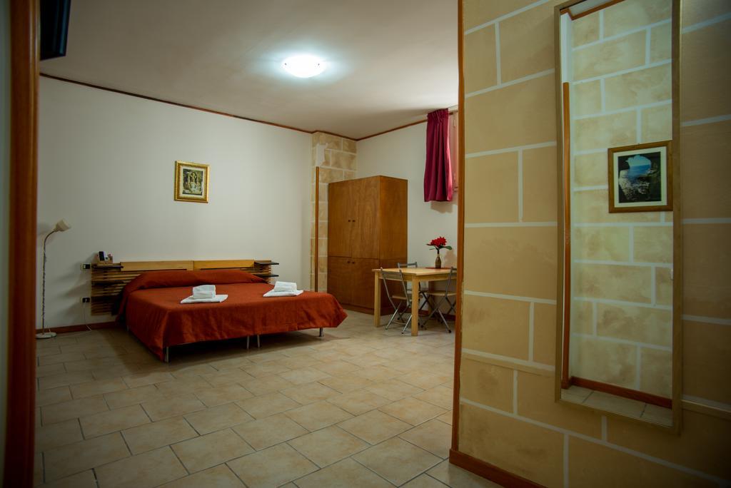 Hotel Residence Lupiae Lecce Esterno foto