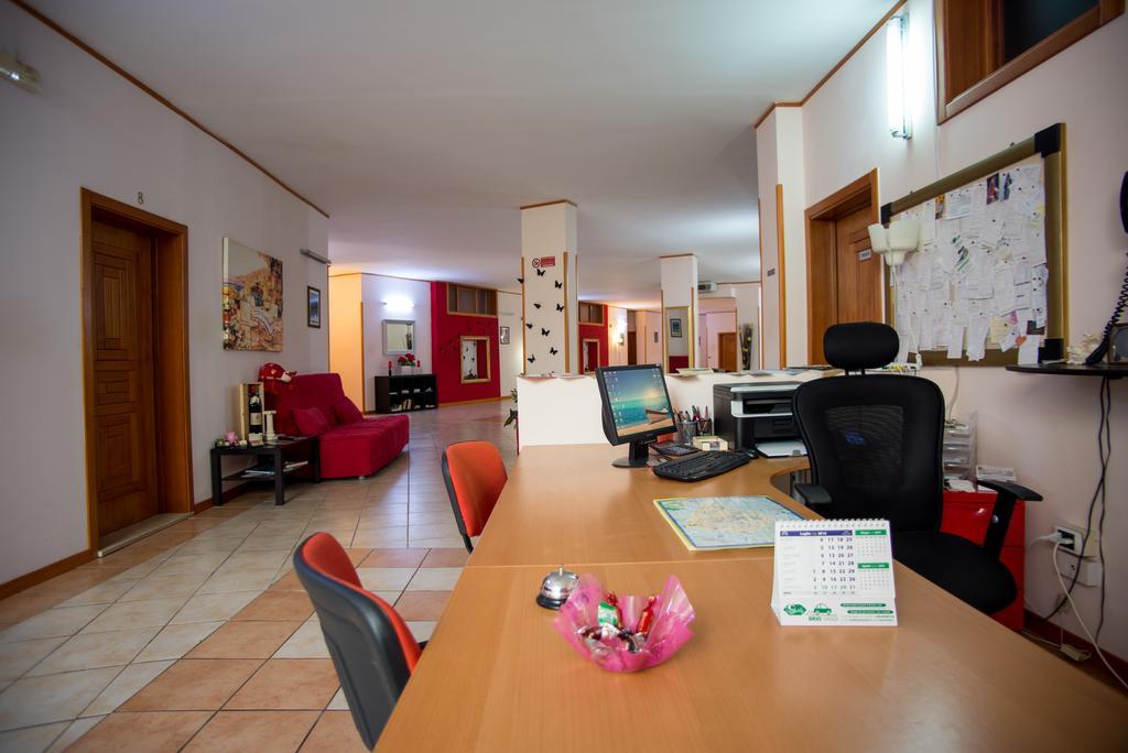 Hotel Residence Lupiae Lecce Esterno foto