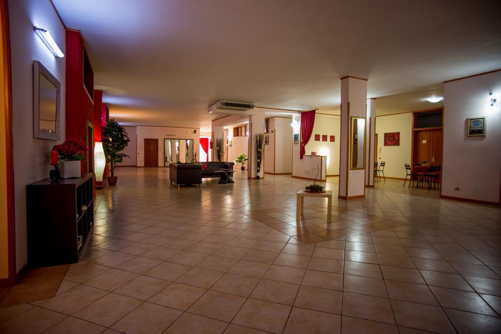 Hotel Residence Lupiae Lecce Esterno foto