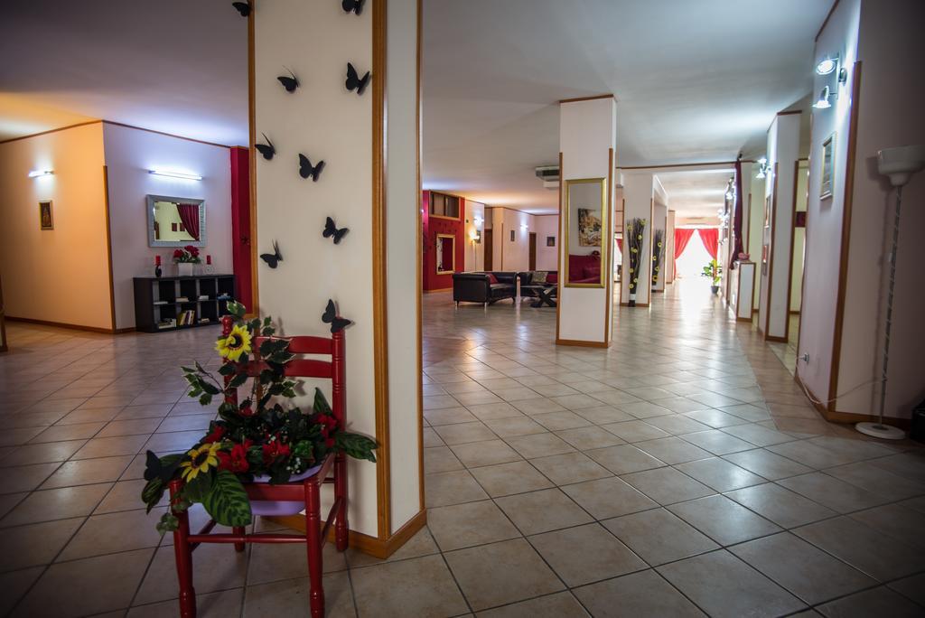 Hotel Residence Lupiae Lecce Esterno foto