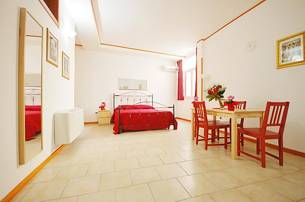 Hotel Residence Lupiae Lecce Esterno foto
