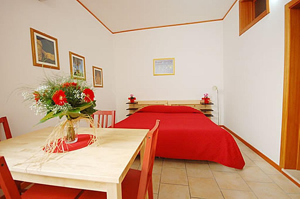 Hotel Residence Lupiae Lecce Camera foto